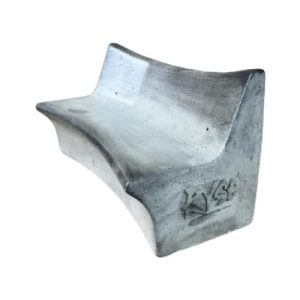 Ryse - Curved Bench Fingerboard Ledge